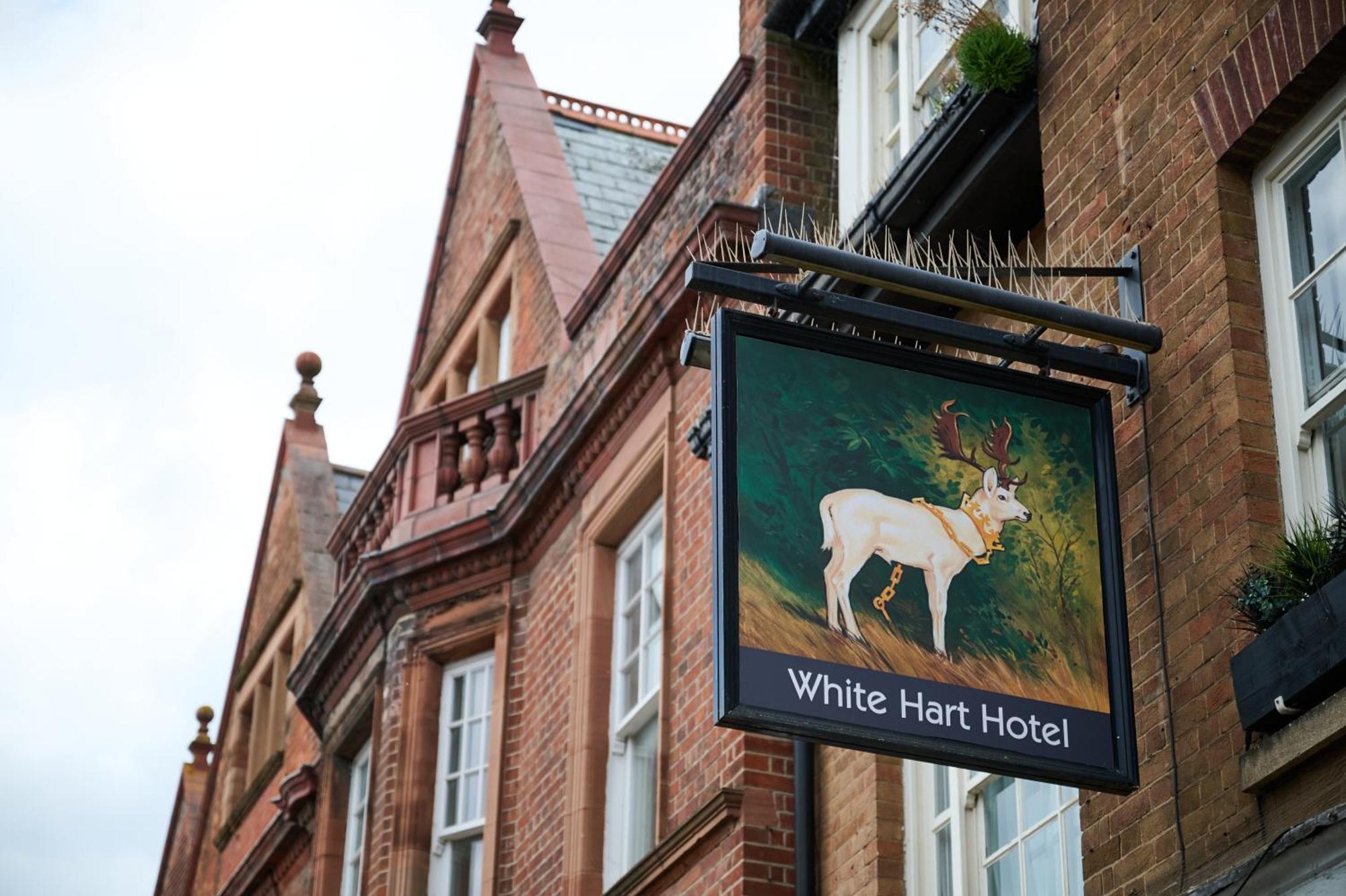 White Hart, Newmarket By Marston'S Inns Exteriör bild